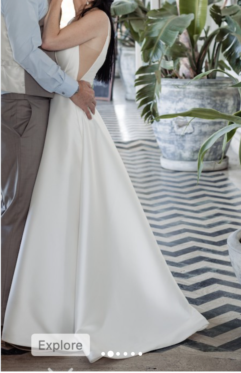 Essense of Australia D3460 Gown